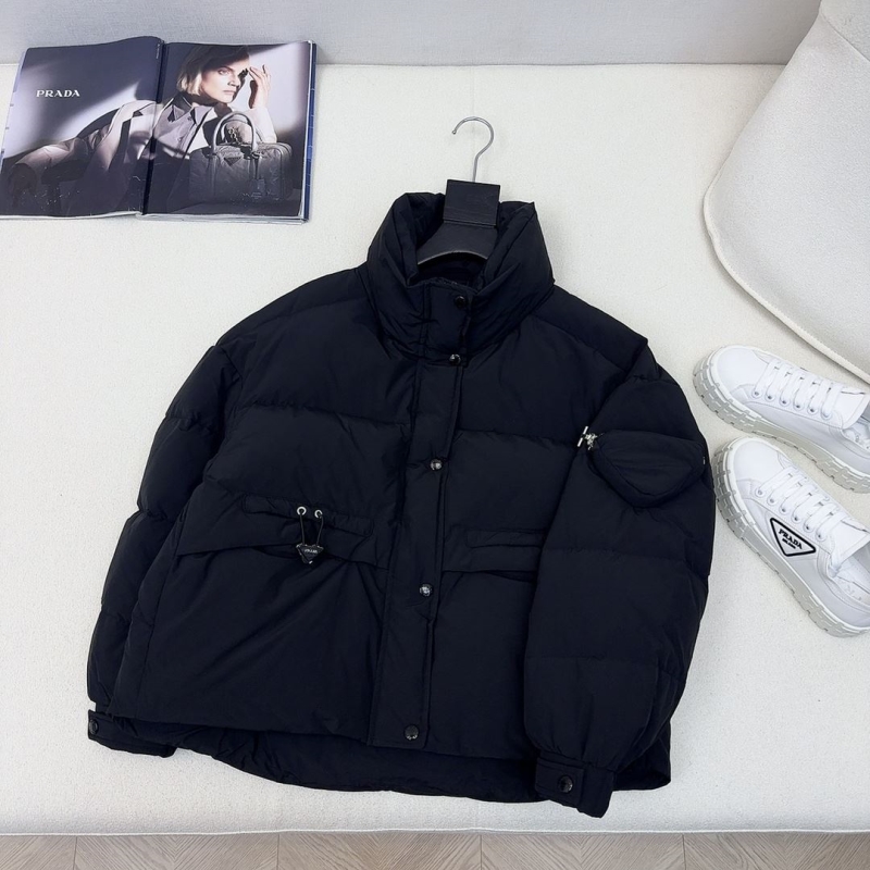 Pra*a down coat